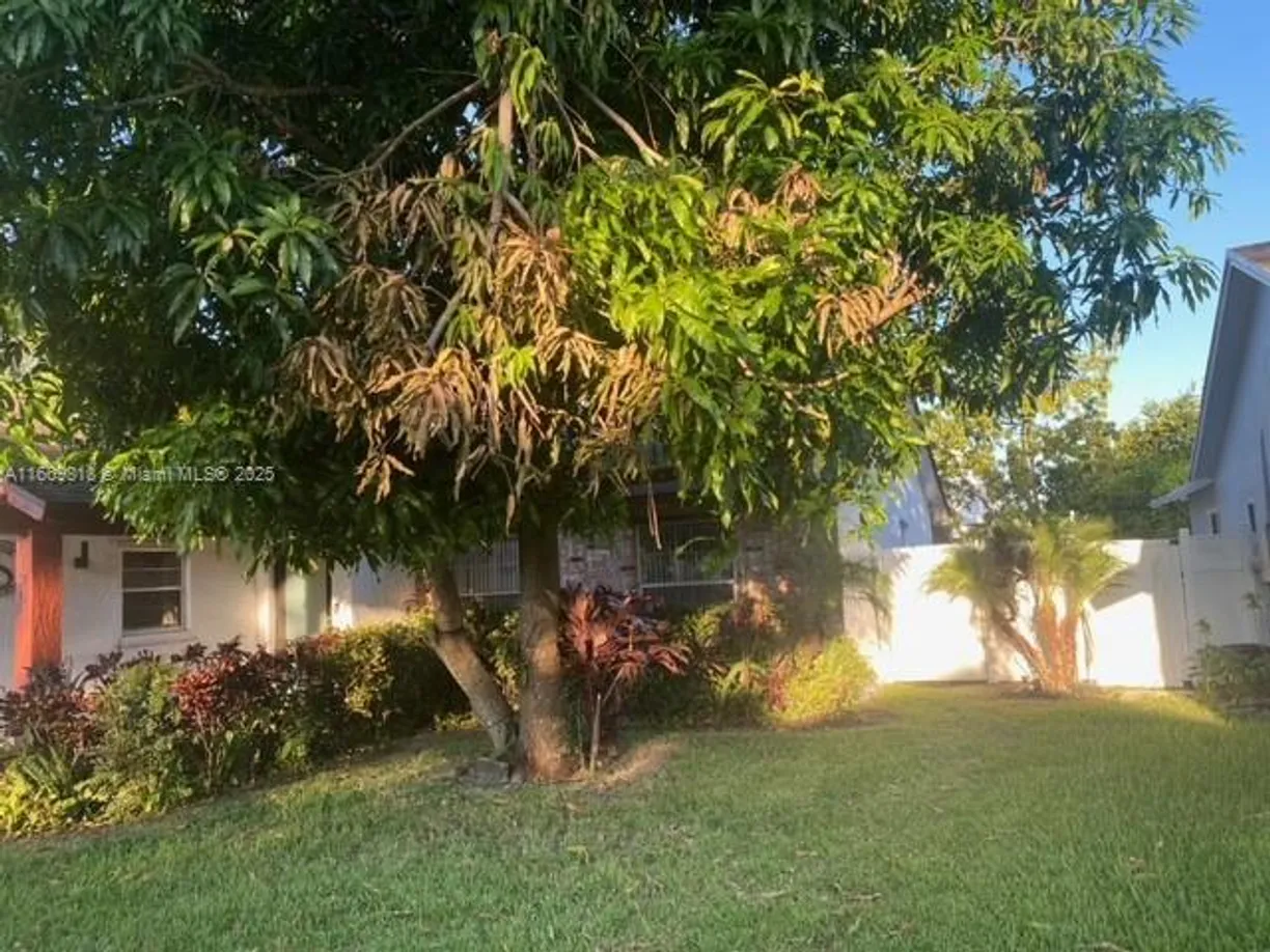 South Florida Real Estate | View 1905 SW 87th Ave | Listing