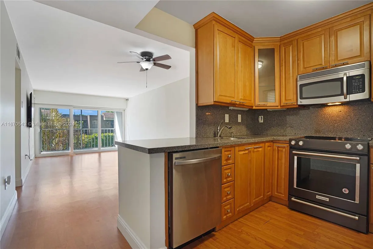 South Florida Real Estate | View 483 N Pine Island Rd, C205 | 2 Beds, 2 Baths