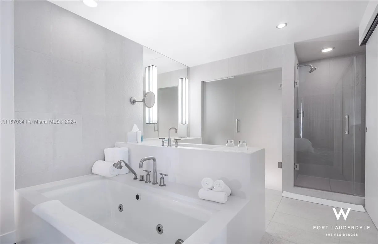 South Florida Real Estate | View 3101 Bayshore Dr, 704 | Listing