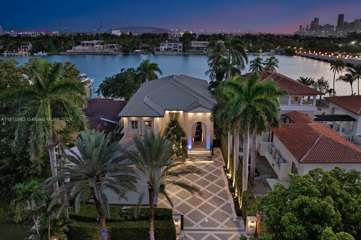 South Florida Real Estate | View 176 S Hibiscus Dr | 6 Beds, 6 Baths