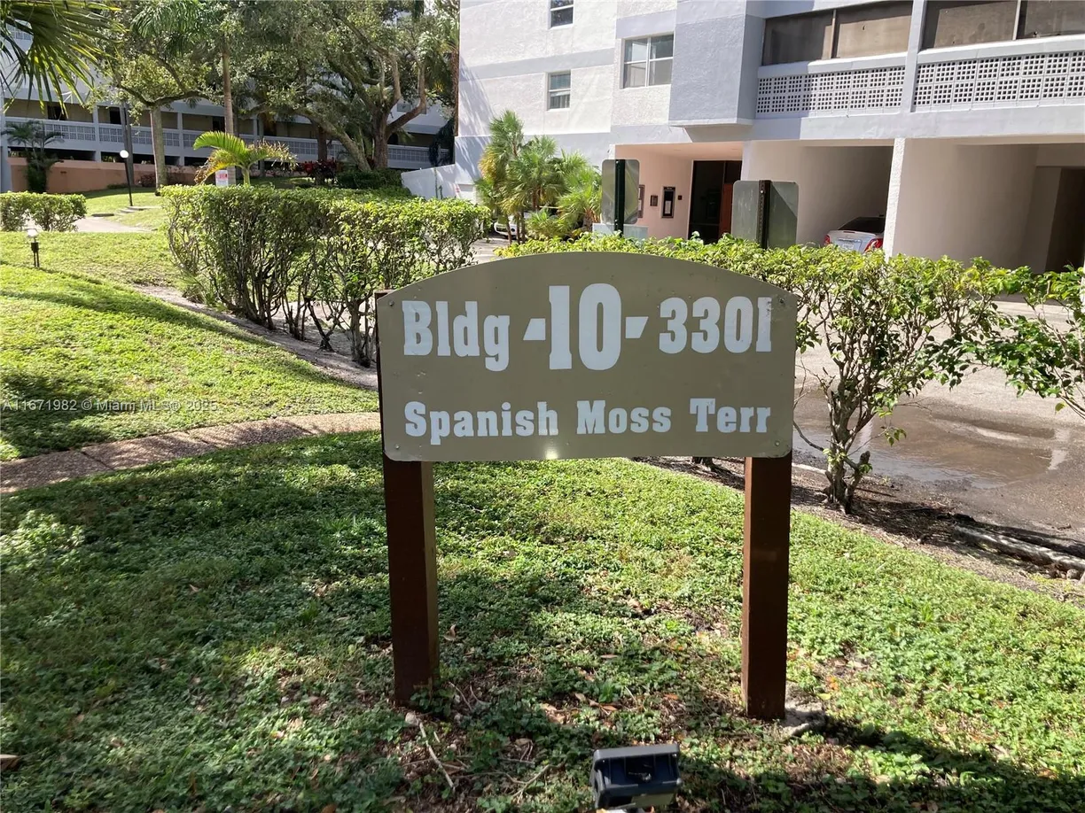 South Florida Real Estate | View 3301 Spanish Moss Ter, 704 | 1 Bed, 1 Bath