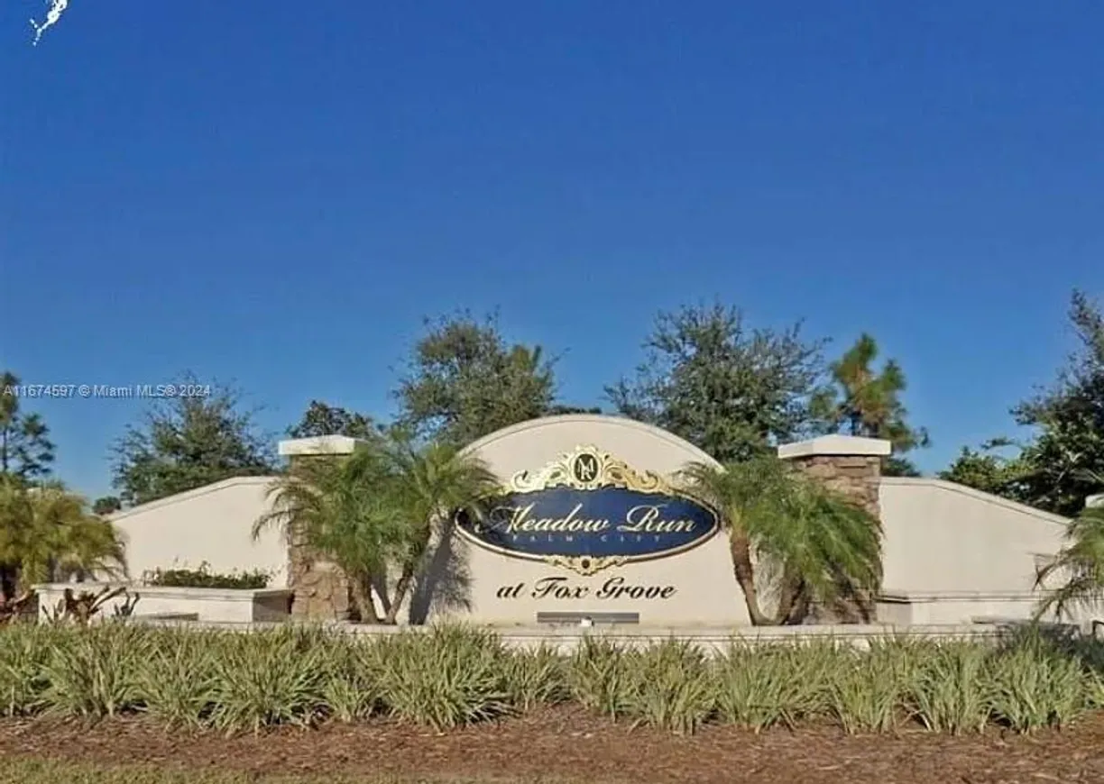 South Florida Real Estate | View 3920 SW Briarbrook Way | Listing