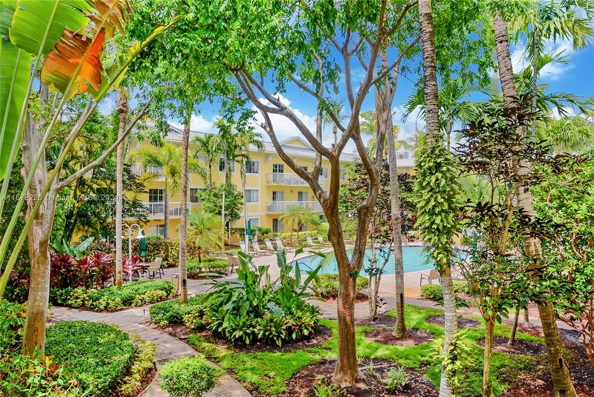 South Florida Real Estate | View 150 NE 15th Ave, 235 | 1 Bed, 1 Bath