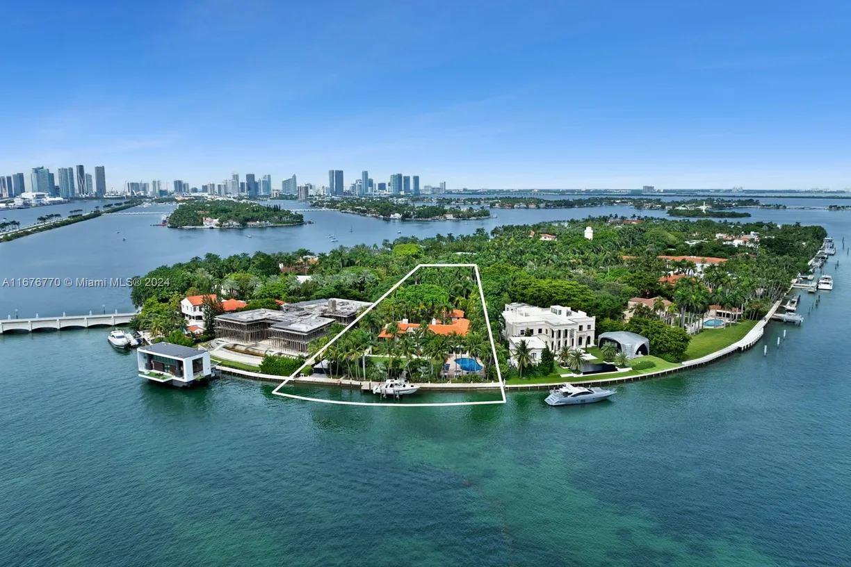 South Florida Real Estate | View 43 Star Island Dr | 8 Beds, 8 Baths