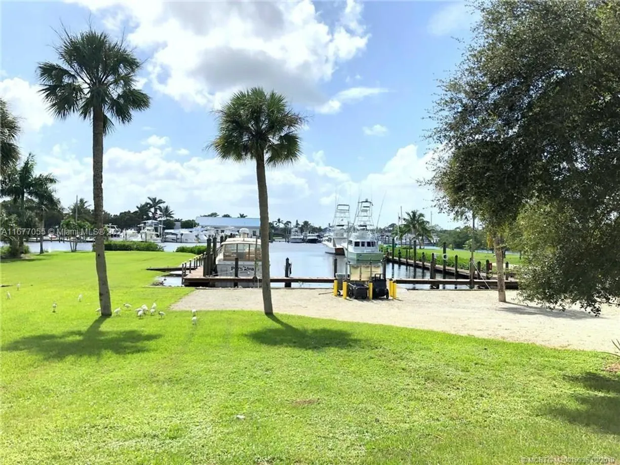 South Florida Real Estate | View 4700 SE Robertson Rd | 4 Beds, 3 Baths