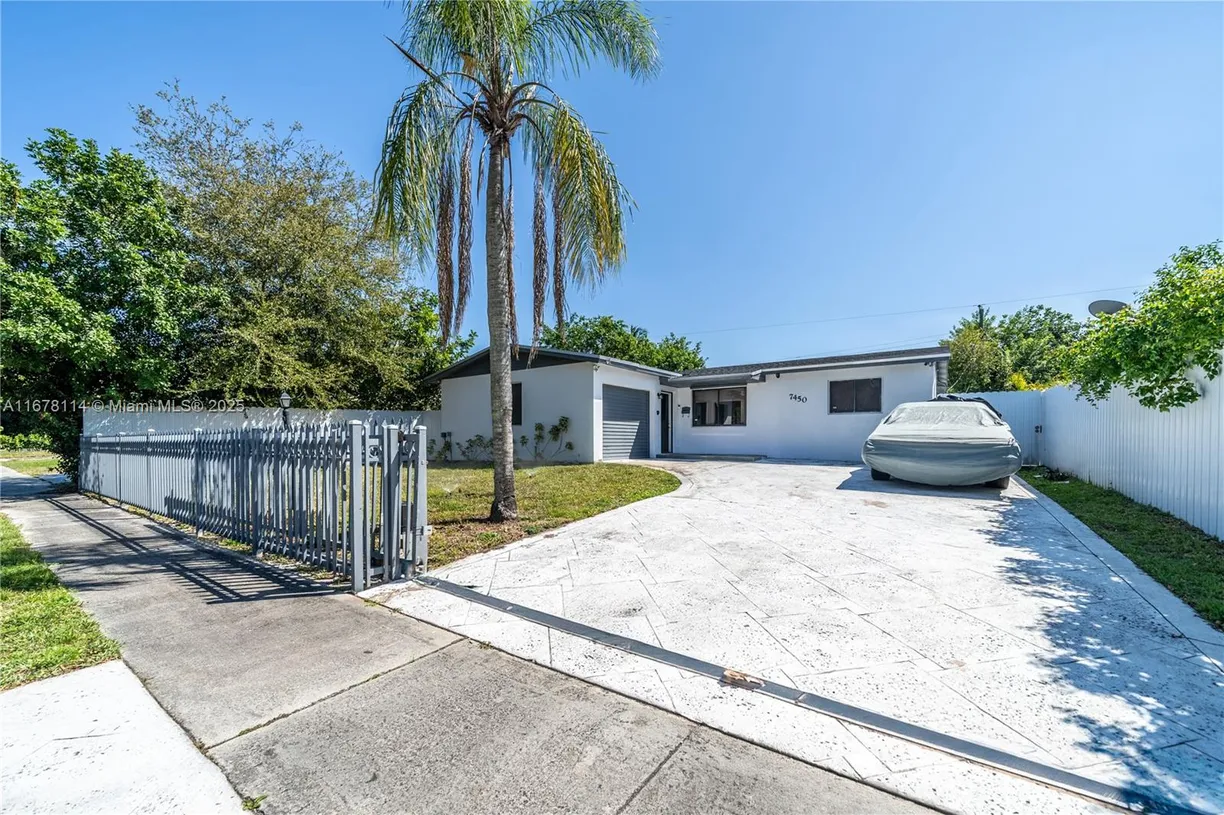 South Florida Real Estate | View 7450 Hope St, 1 | 3 Beds, 2 Baths