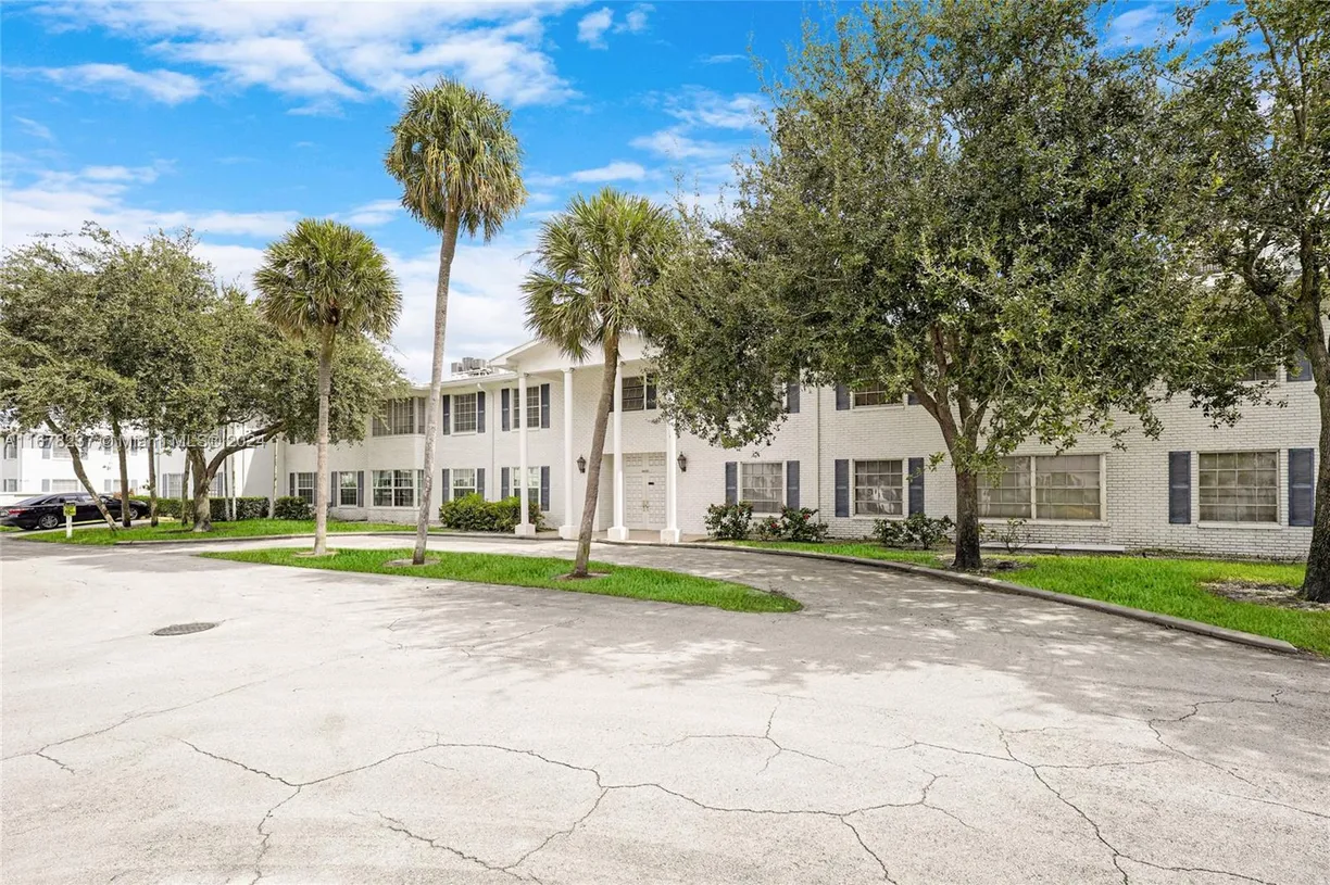 South Florida Real Estate | View 6600 NE 22nd Way, 2303 | Listing