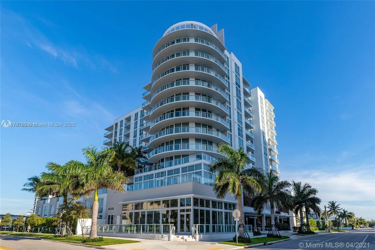 South Florida Real Estate | View 401 N Birch Rd, 505 | 2 Beds, 2 Baths