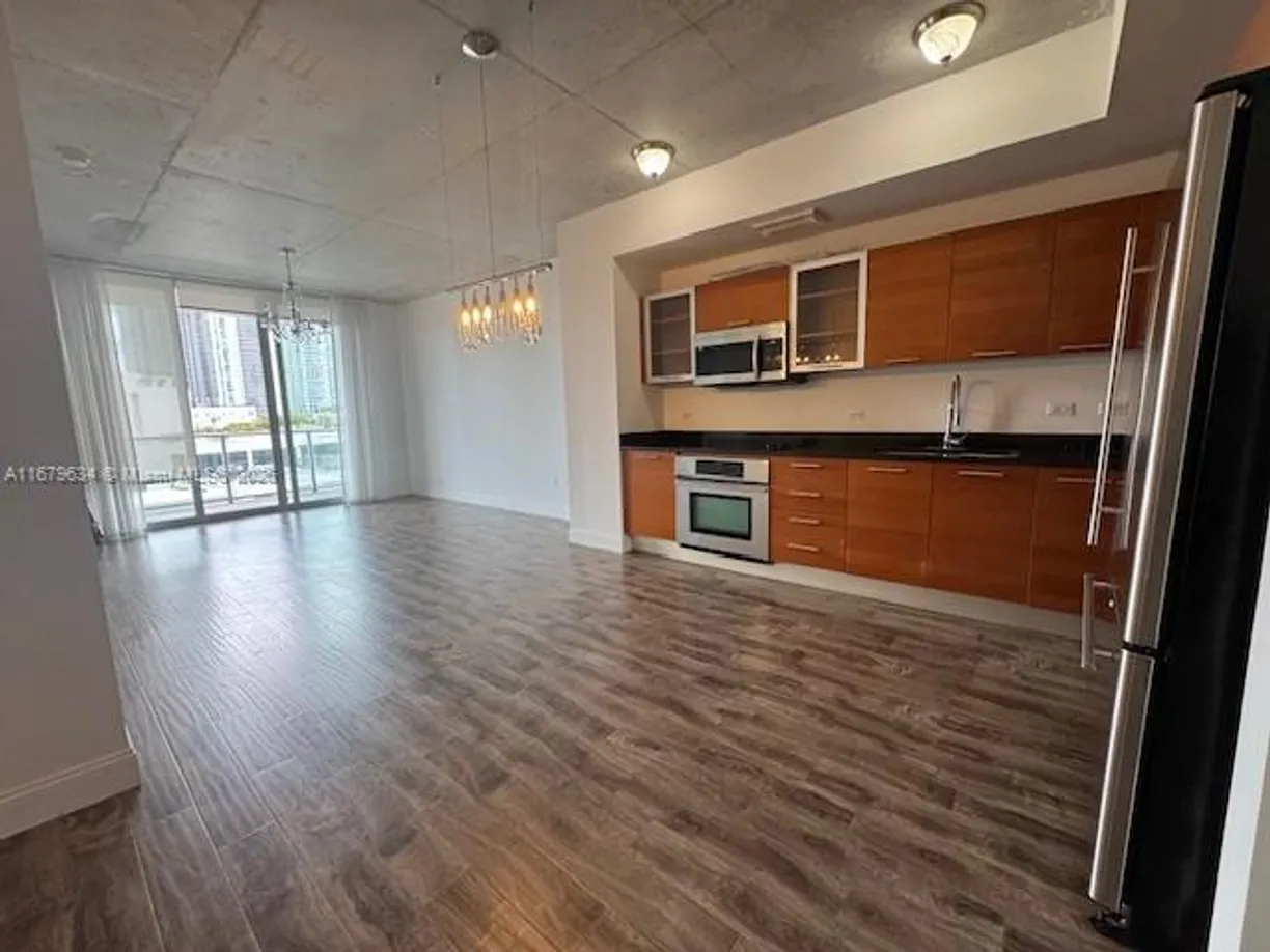 South Florida Real Estate | View 3470 E Coast Ave, H0505 | 1 Bed, 1 Bath