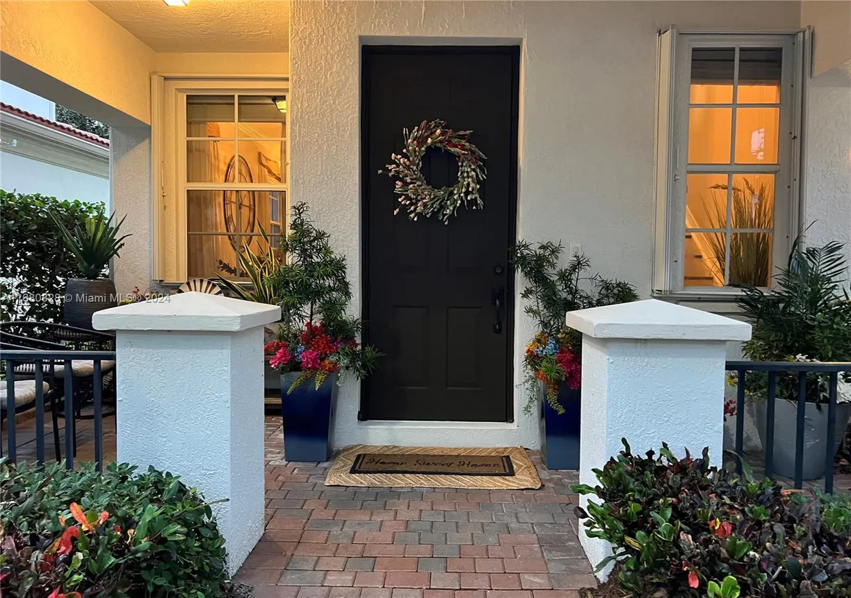 South Florida Real Estate | View 425 Pumpkin Dr | Listing