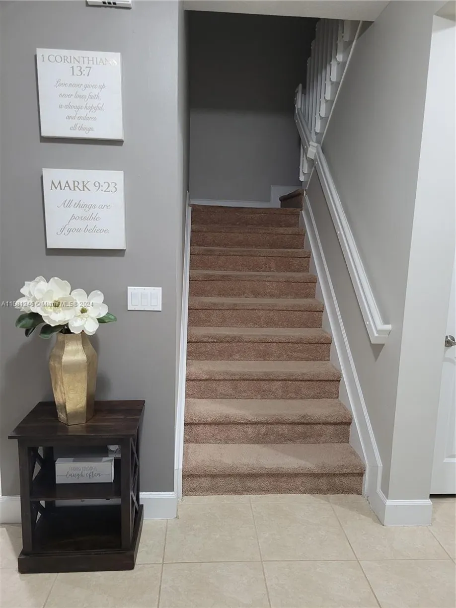 South Florida Real Estate | View  | Listing