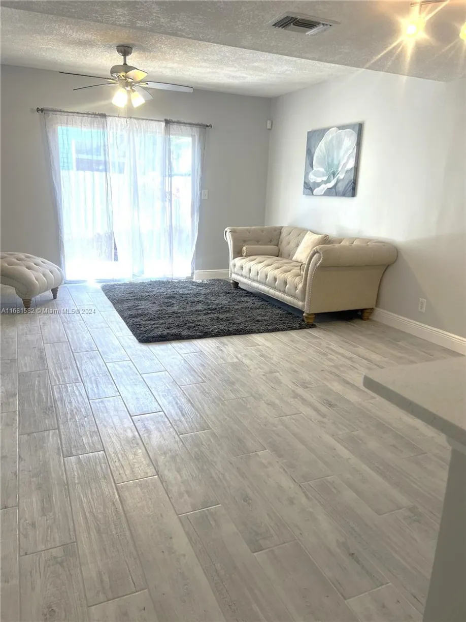 South Florida Real Estate | View 2605 NE 15th St, 2605 | Listing
