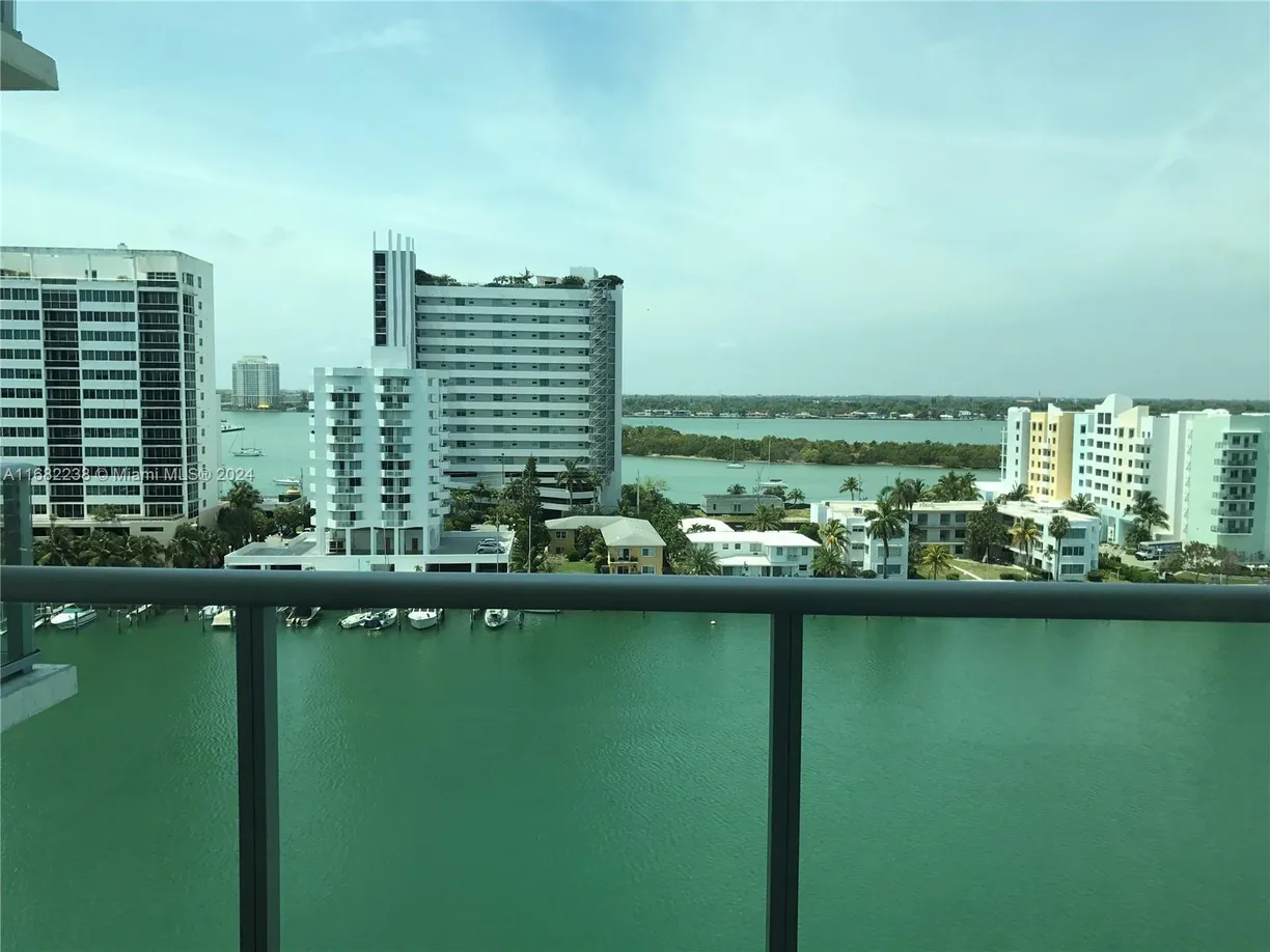 South Florida Real Estate | View 7928 EAST DRIVE, 1004 | 3 Beds, 3 Baths