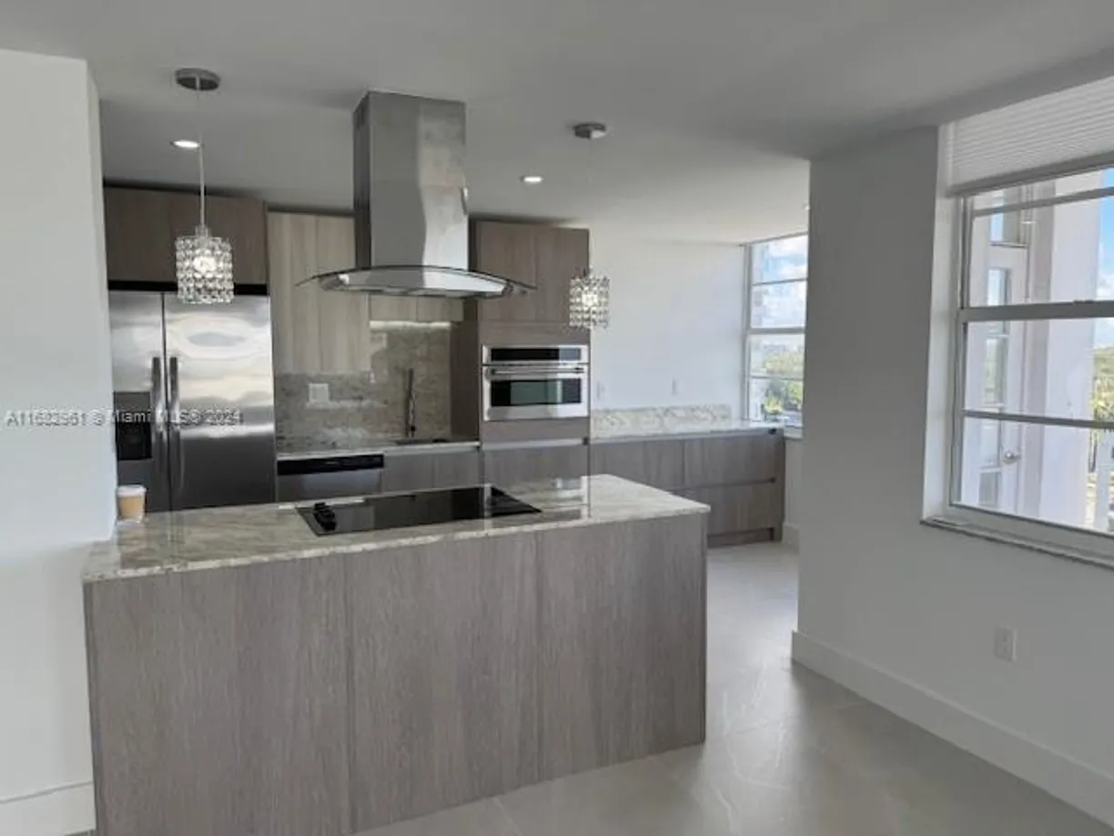 South Florida Real Estate | View 18051 Biscayne Blvd, 1004 | 2 Beds, 2 Baths