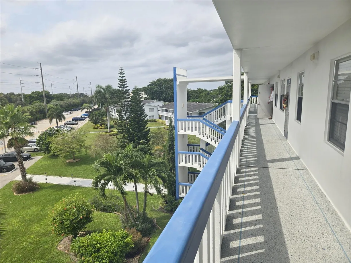South Florida Real Estate | View 4103 Newport U, 4103 | Listing