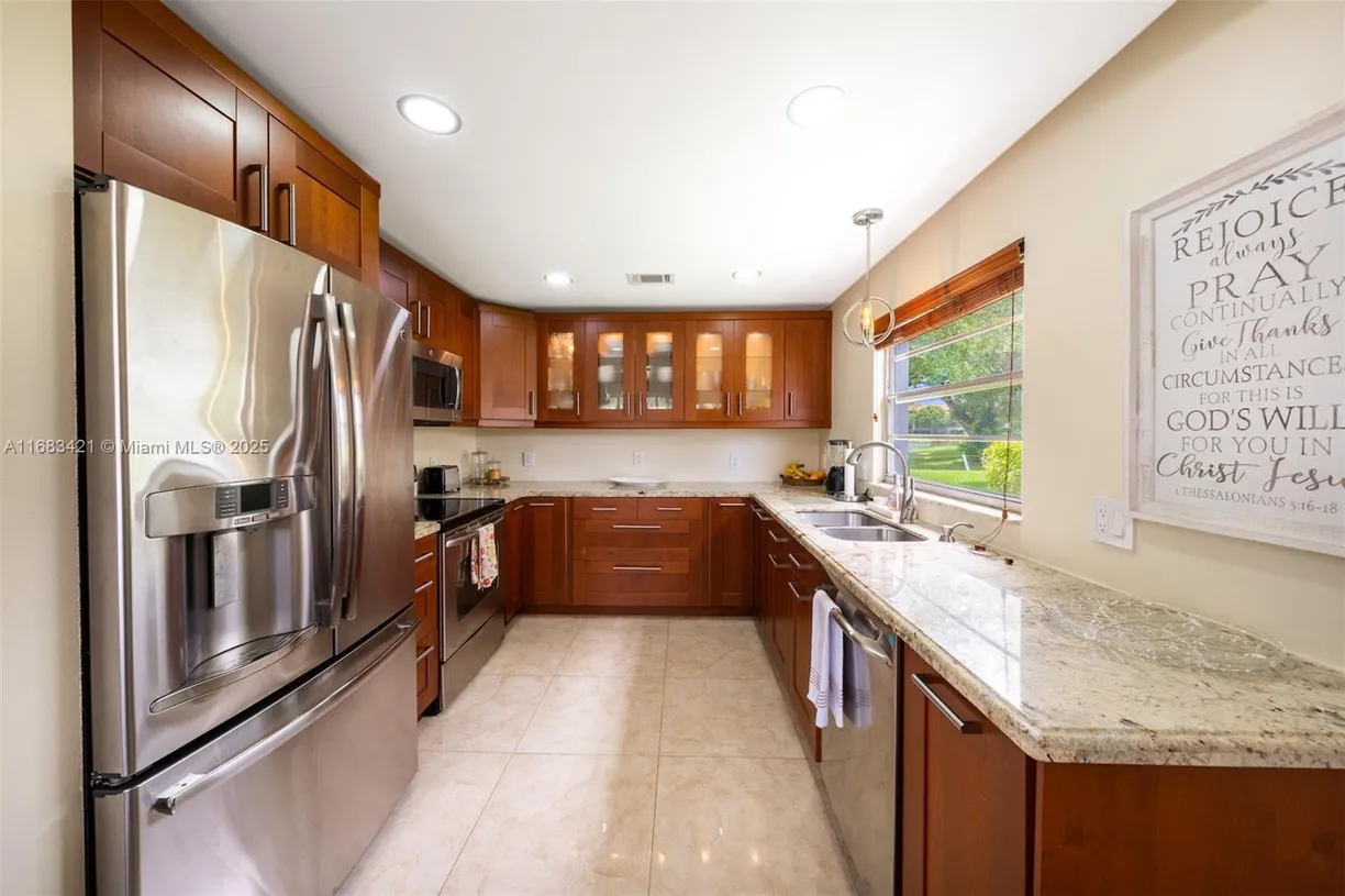 South Florida Real Estate | View 400 SW 134th Way, 114F | 2 Beds, 2 Baths