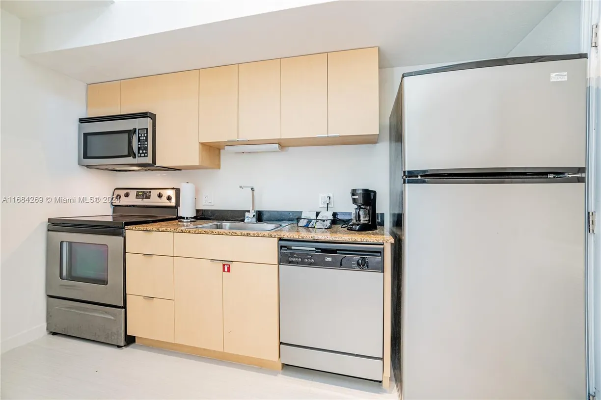 South Florida Real Estate | View 1212 NW 82nd Ave, 2 | 1 Bed, 1 Bath