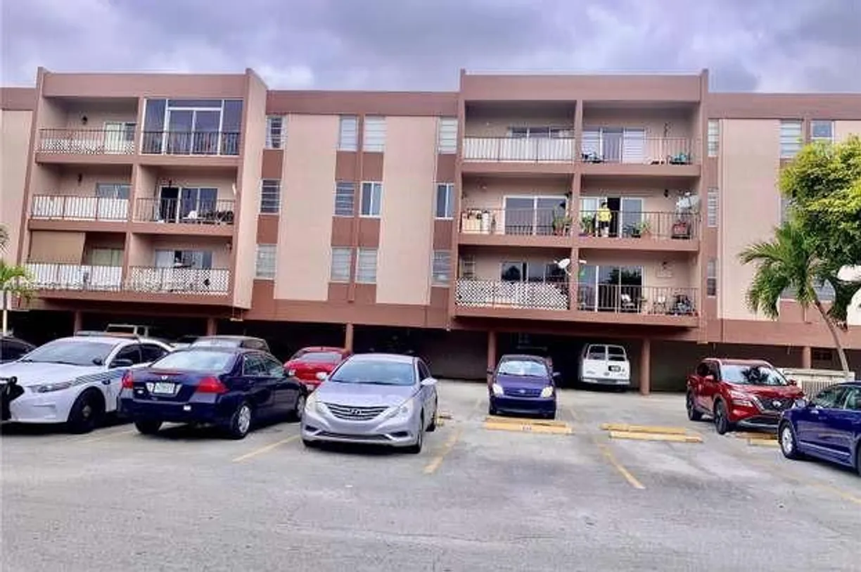 South Florida Real Estate | View 1900 W 68th St, D205 | 3 Beds, 2 Baths