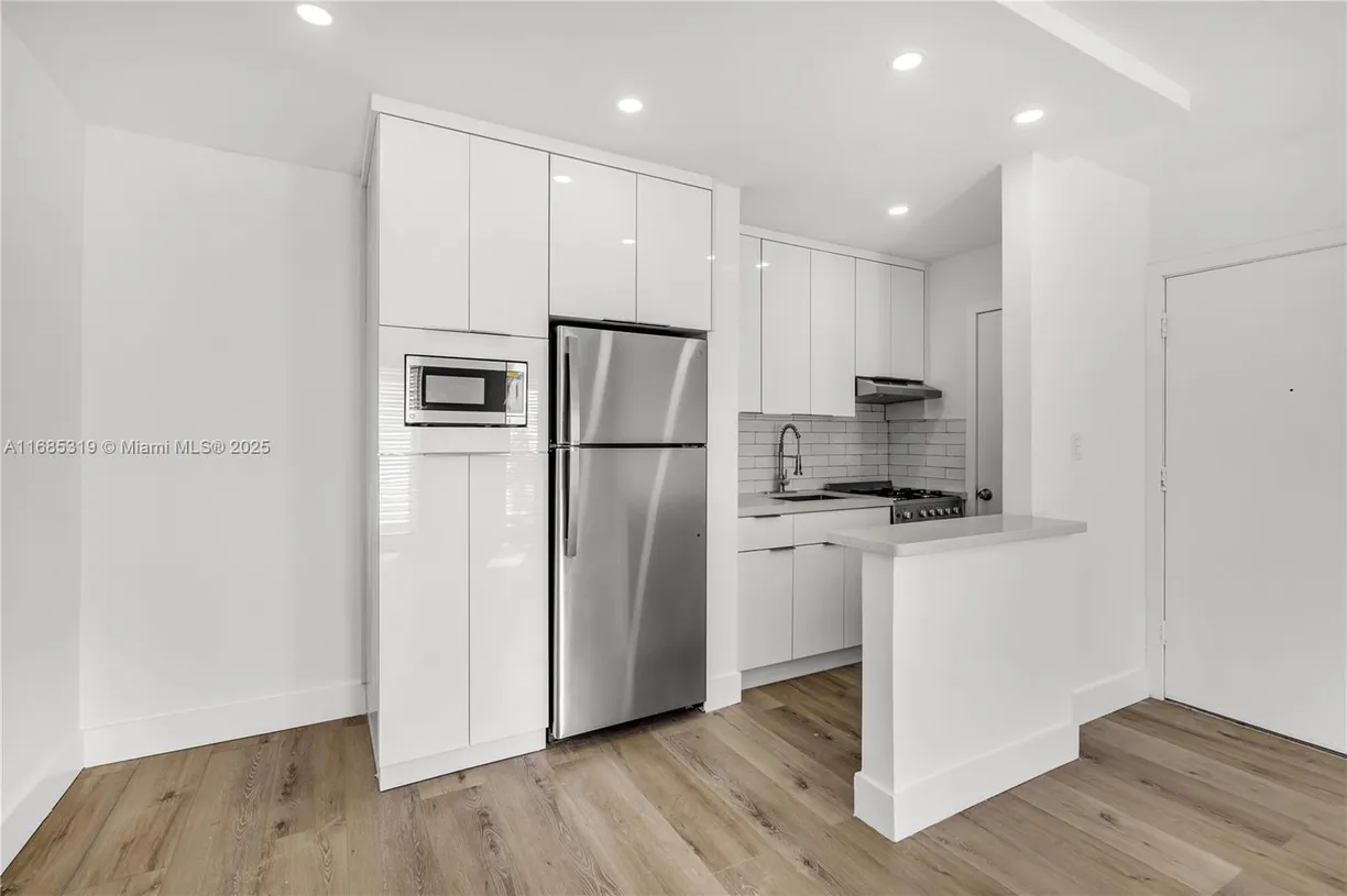 South Florida Real Estate | View 5991 SW 76th St, B5 | 1 Bed, 1 Bath