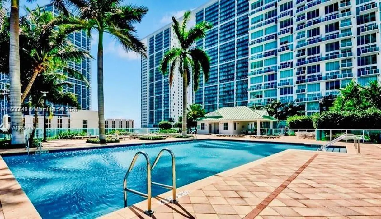 South Florida Real Estate | View 41 SE 5th St, 808 | 2 Beds, 2 Baths