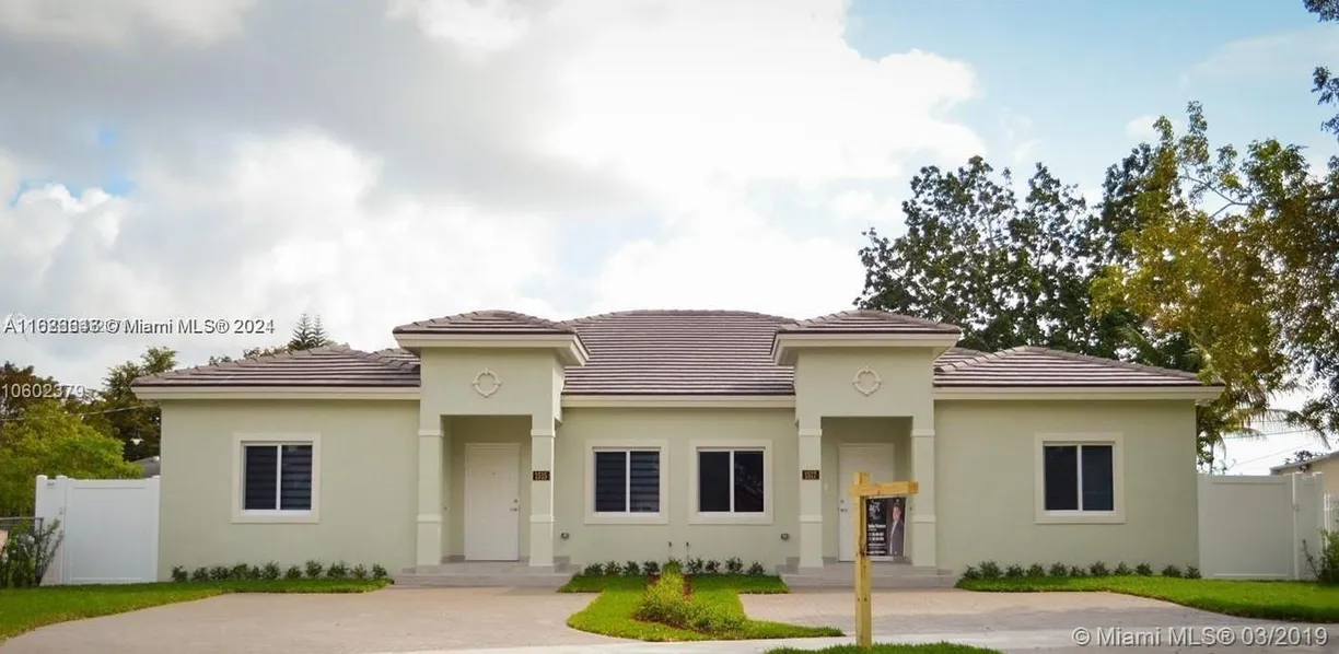 South Florida Real Estate | View 1515 SW 65th PL, 1515 | 3 Beds, 2 Baths