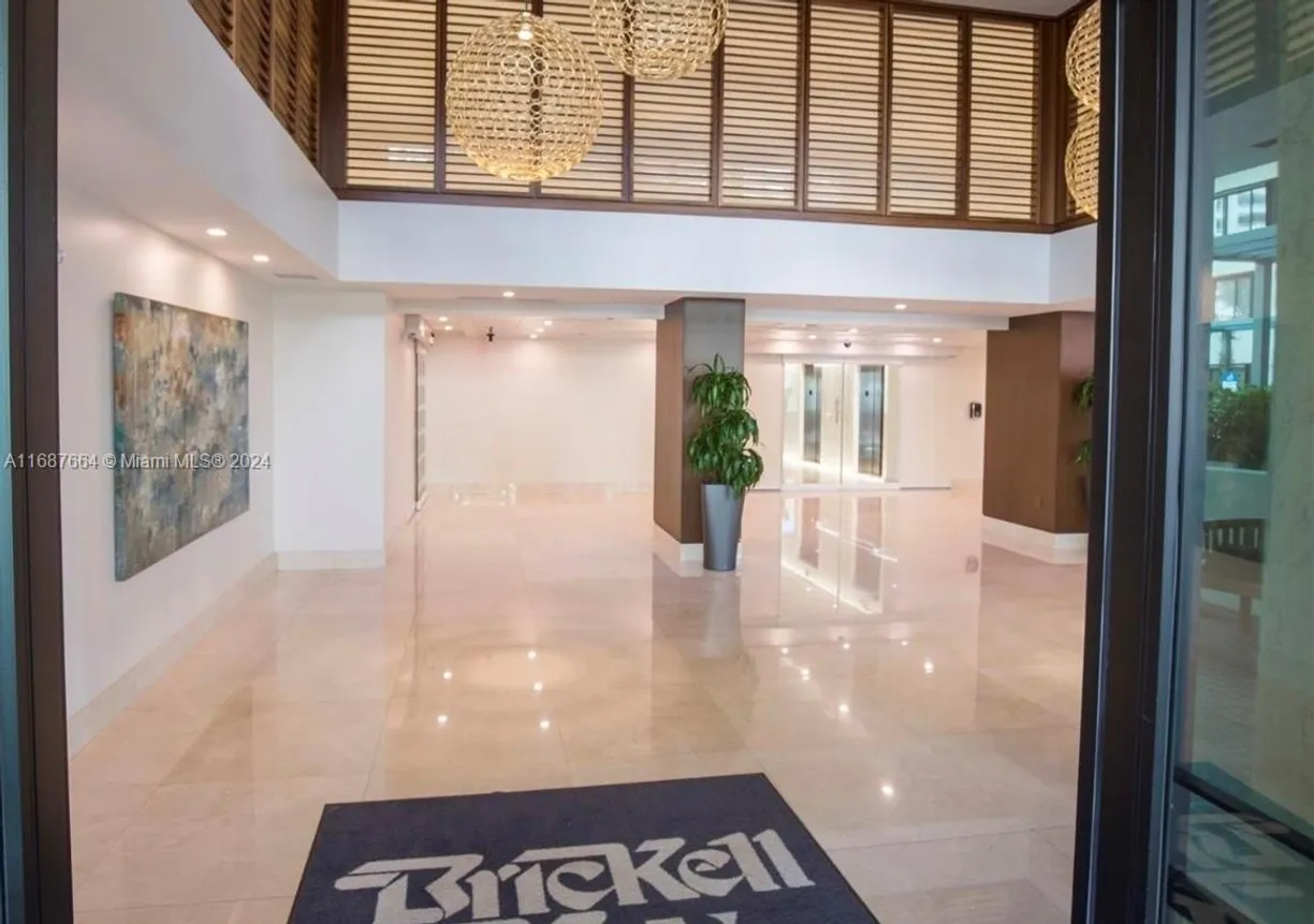 South Florida Real Estate | View 540 Brickell Key Dr, 1801 | 2 Beds, 2 Baths