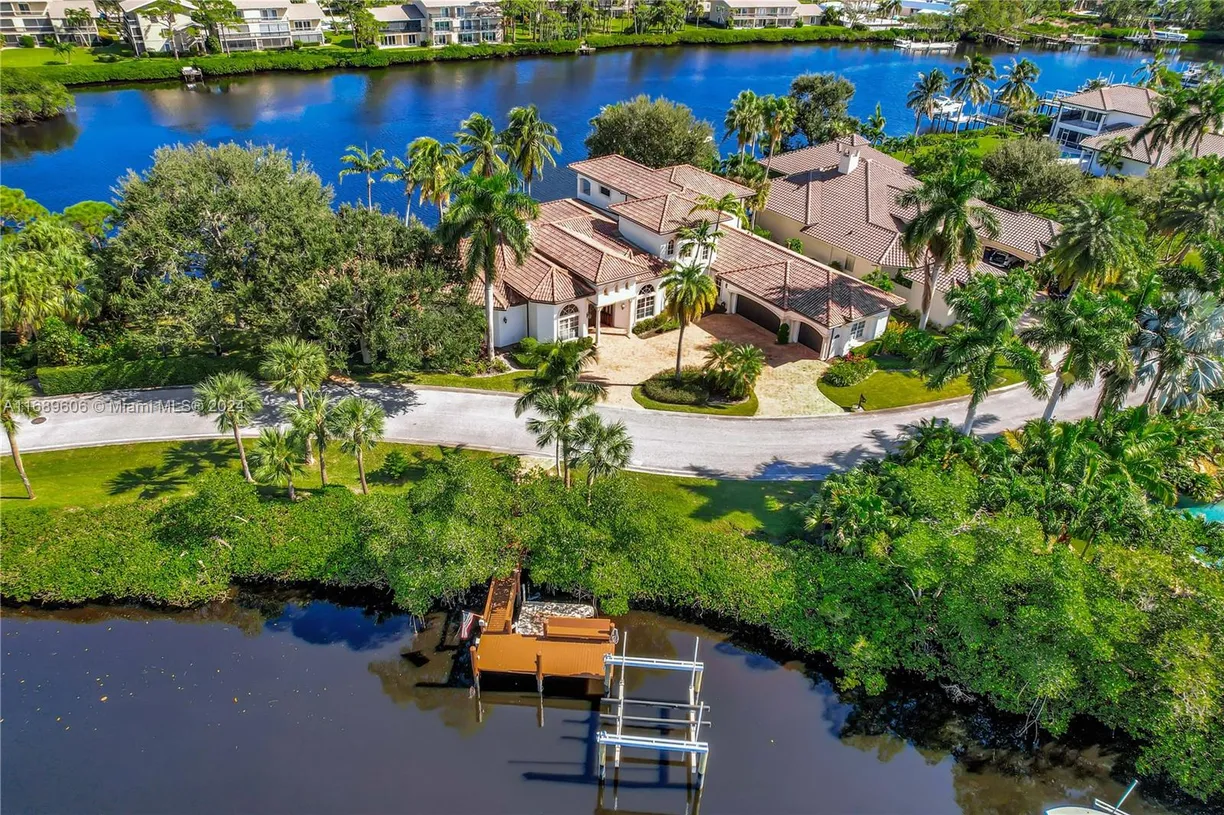 South Florida Real Estate | View 18669 SE Palm Island Ln | Listing