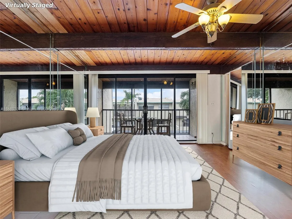 South Florida Real Estate | View 741 E Coco Plum Cir, 5 | Listing