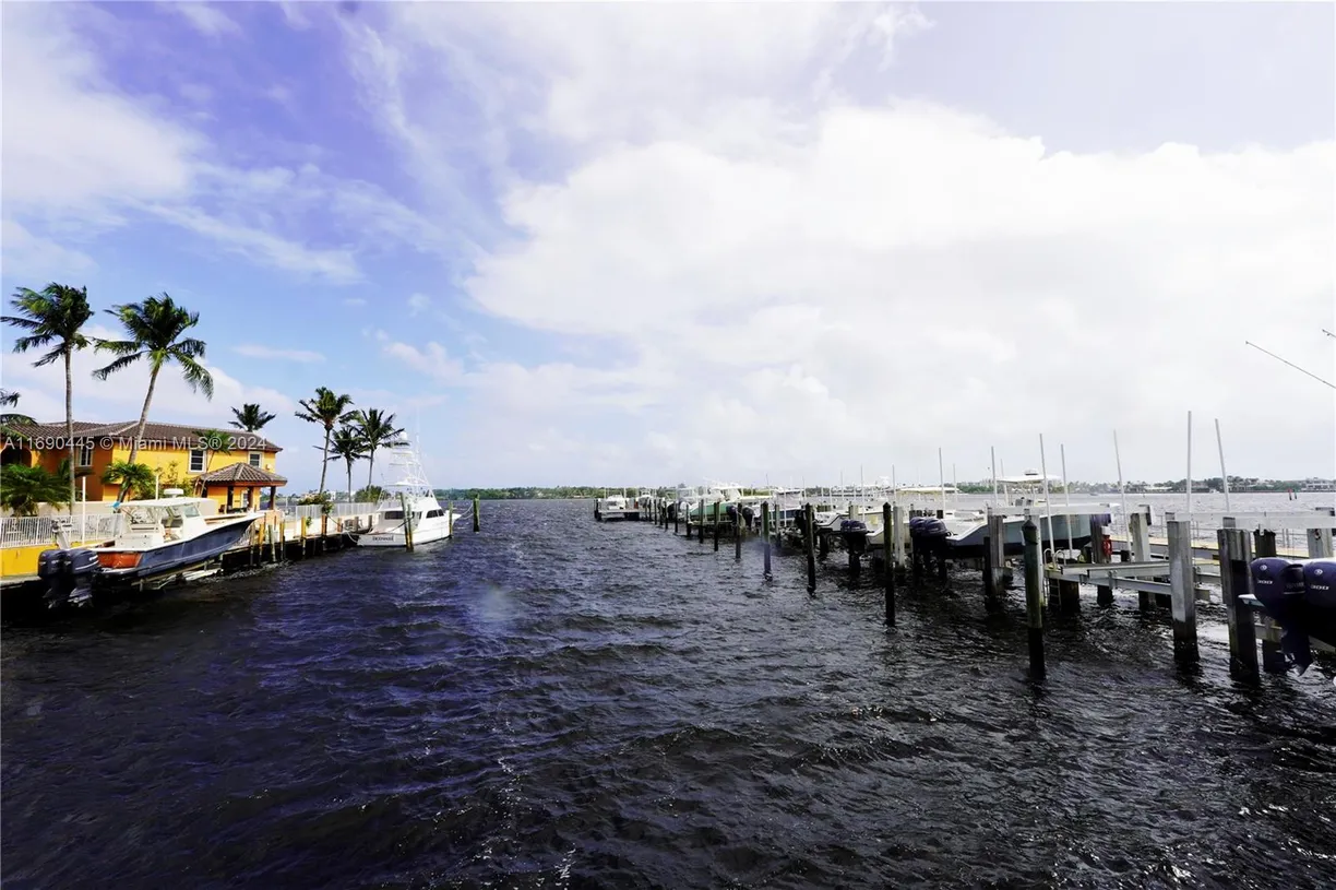 South Florida Real Estate | View 123 Harbors Way | 3 Beds, 2 Baths