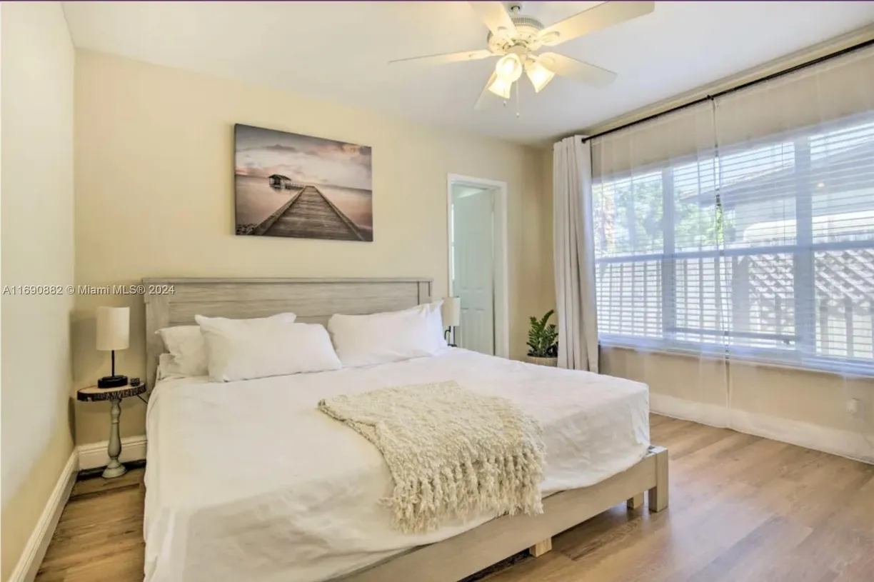 South Florida Real Estate | View 1909 NE 26th Dr, 1909 | Listing