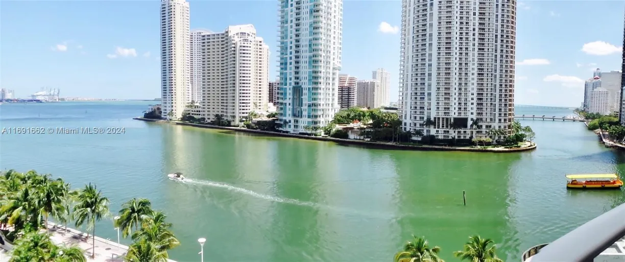 South Florida Real Estate | View 300 S Biscayne Blvd, Loft 818 | Listing