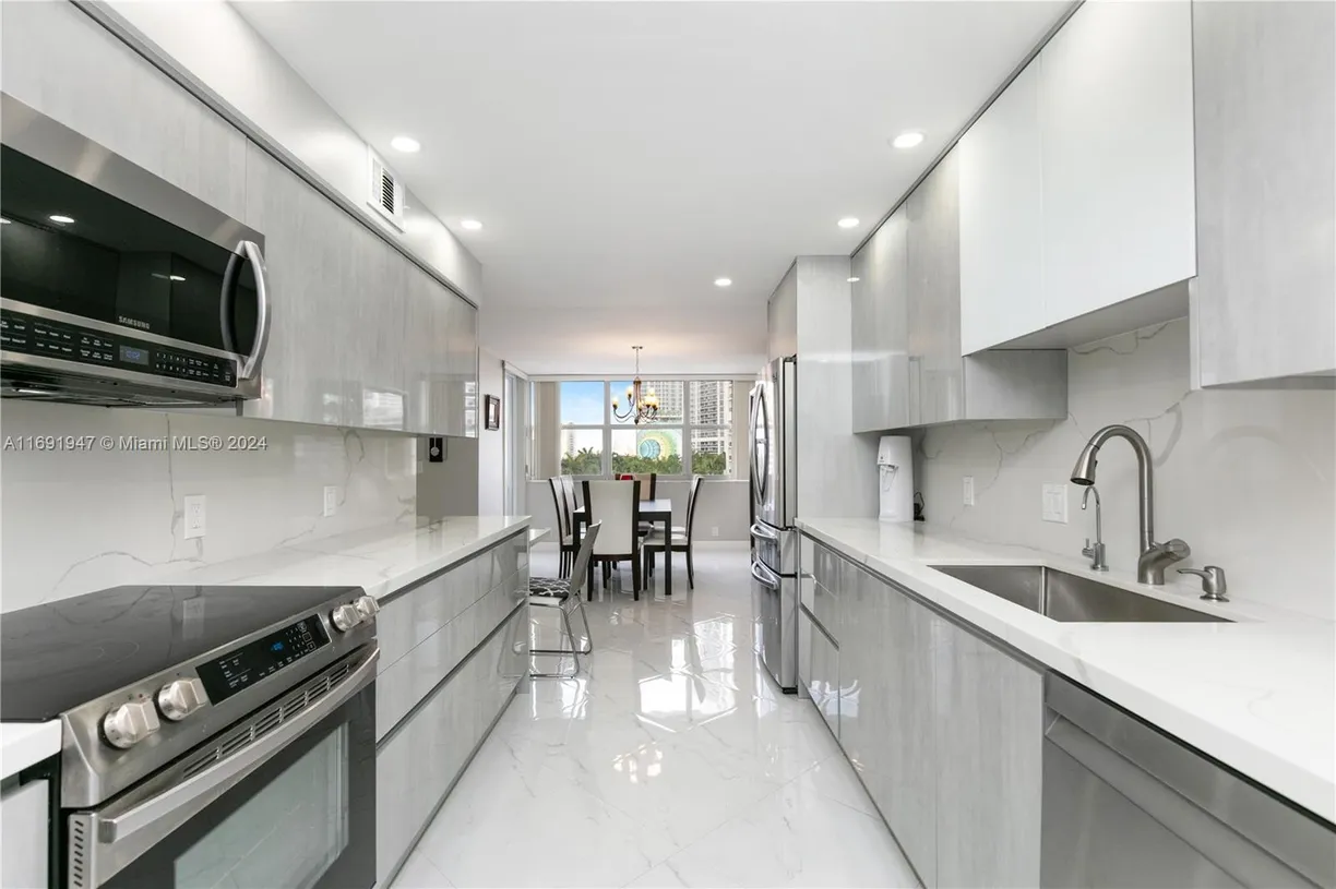 South Florida Real Estate | View 1880 S Ocean Dr, 504 | 2 Beds, 2 Baths