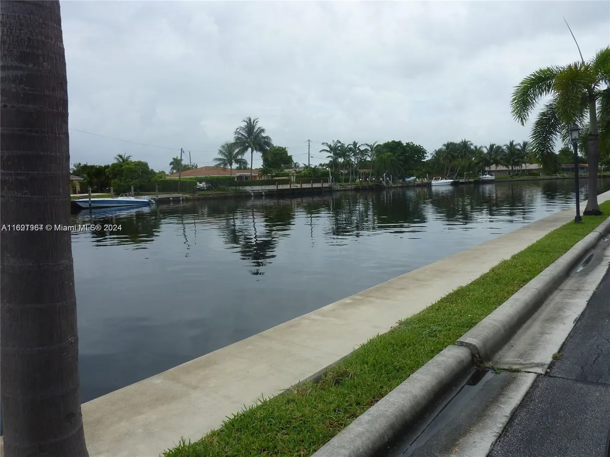 South Florida Real Estate | View 180 Cypress Club Dr, 834 | Listing