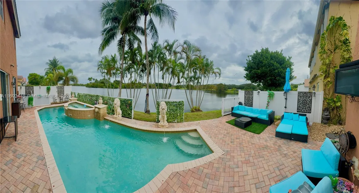 South Florida Real Estate | View 5363 SW 38th Ave | 4 Beds, 3 Baths