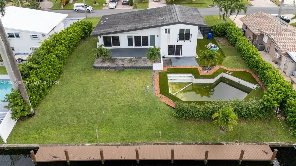 South Florida Real Estate | View 2537 Marathon Ln | Listing