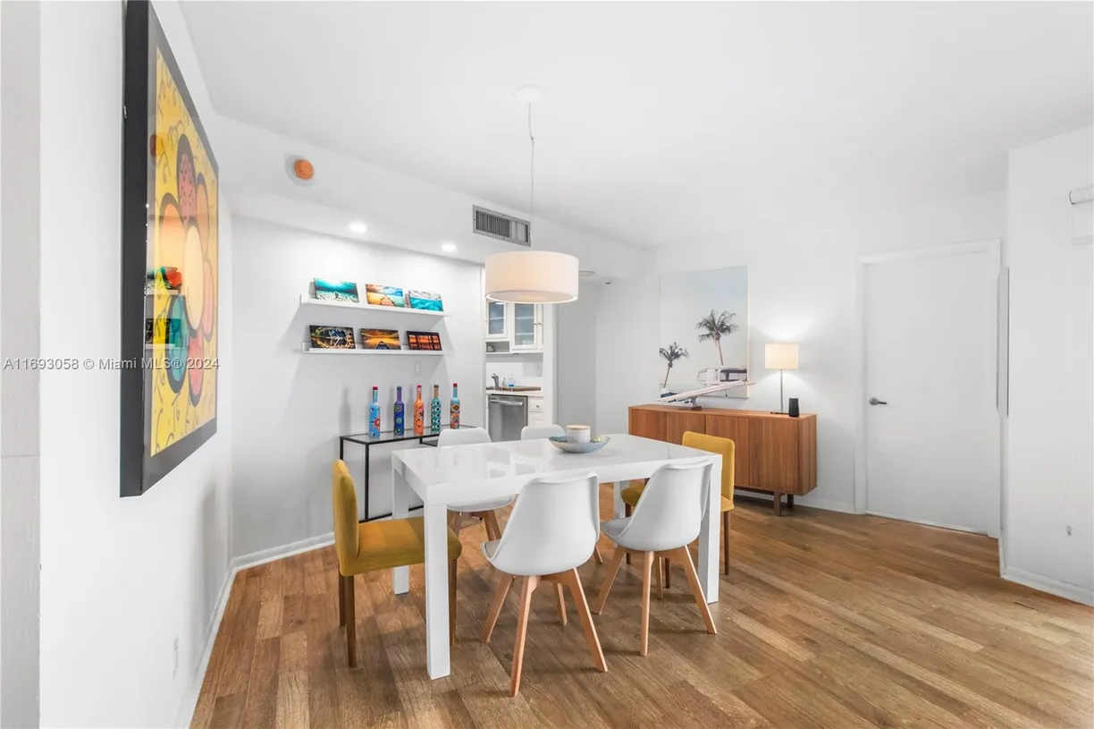 South Florida Real Estate | View 4900 N Ocean Blvd, 809 | Listing