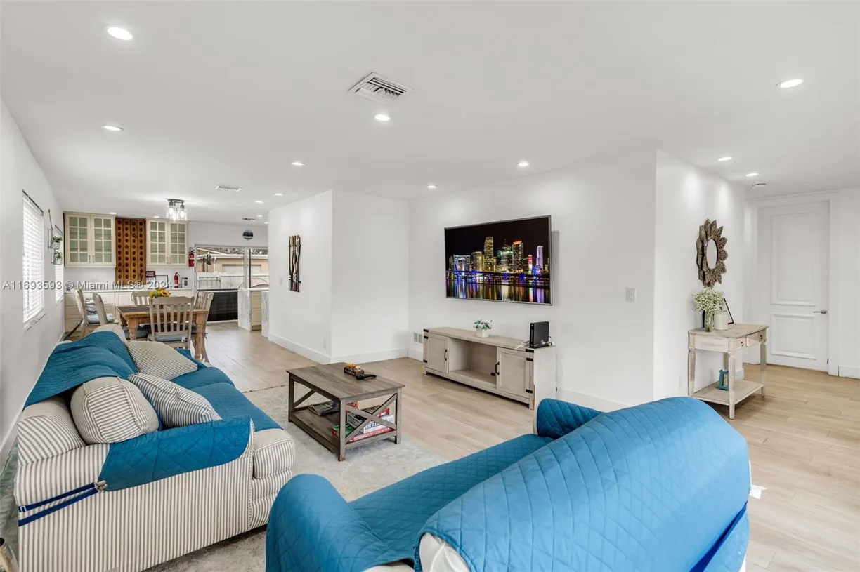 South Florida Real Estate | View 821 Harrison St, 821 | 3 Beds, 2 Baths