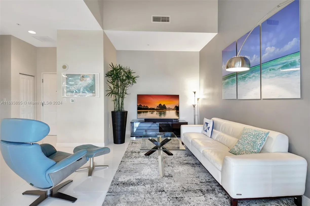 South Florida Real Estate | View 350 N Federal Hwy, 104S | Listing