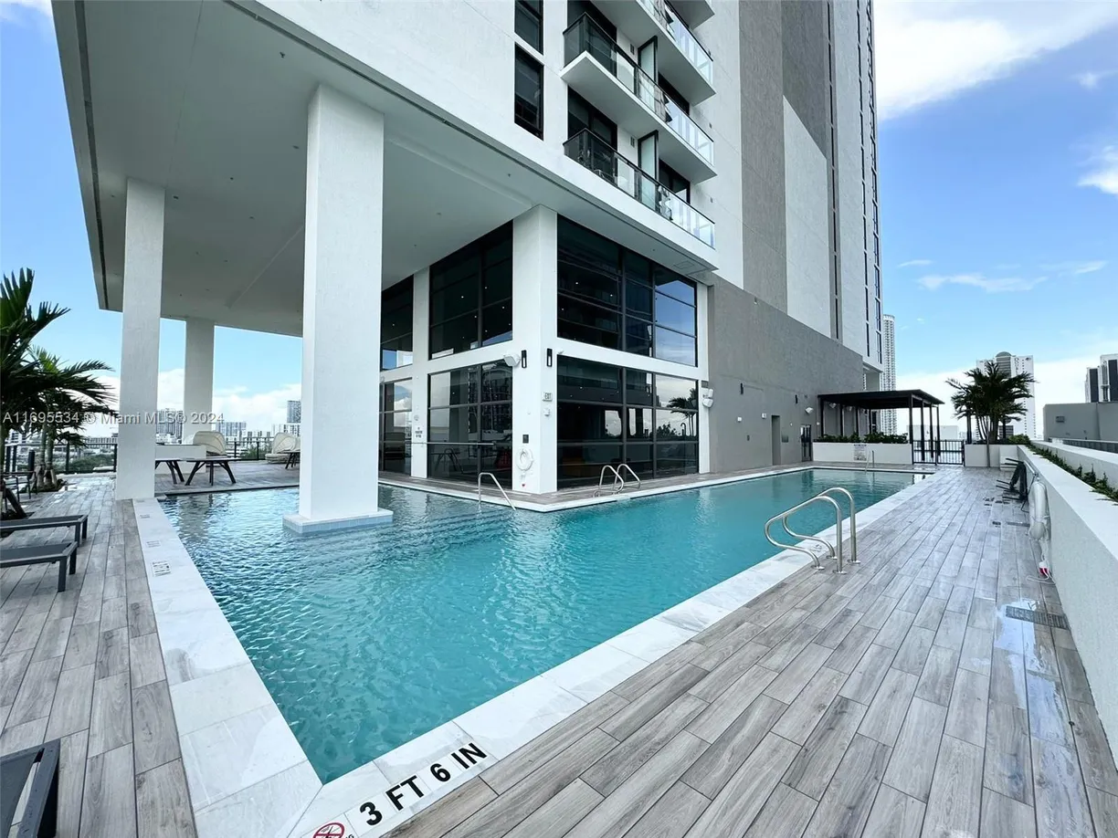 South Florida Real Estate | View 1642 NE 1st Ave, 2210 | Listing
