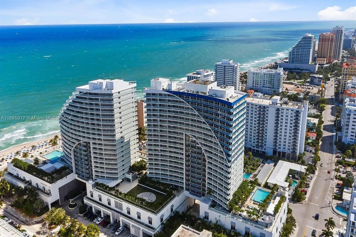 South Florida Real Estate | View 3101 Bayshore Dr, 1602 | 2 Beds, 2 Baths