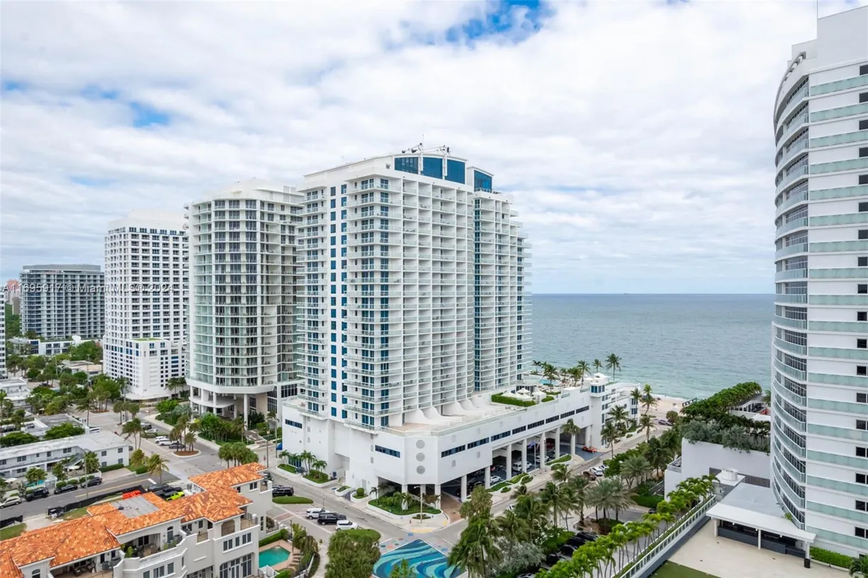 South Florida Real Estate | View 3101 Bayshore Dr, 1602 | Listing