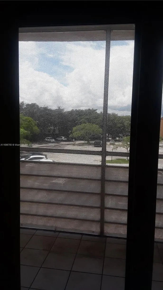 South Florida Real Estate | View 4374 NW 9th Ave, 16-3G | Listing