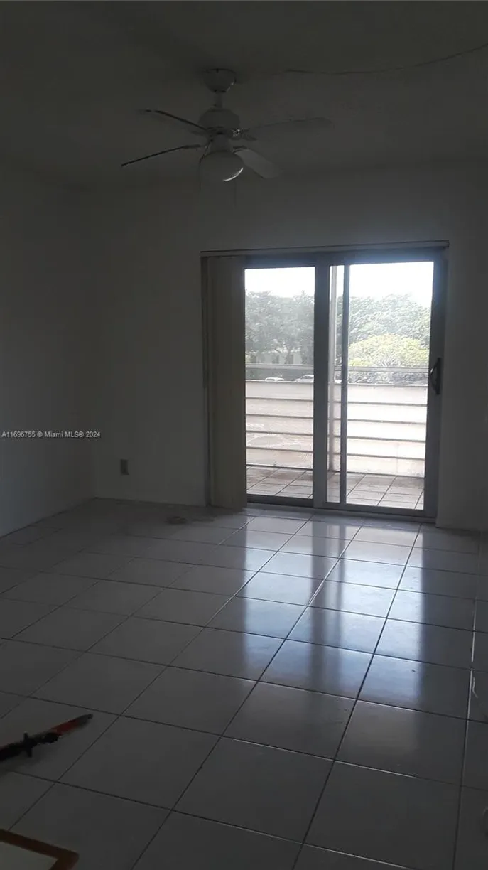 South Florida Real Estate | View 4374 NW 9th Ave, 16-3G | 1 Bed, 1 Bath