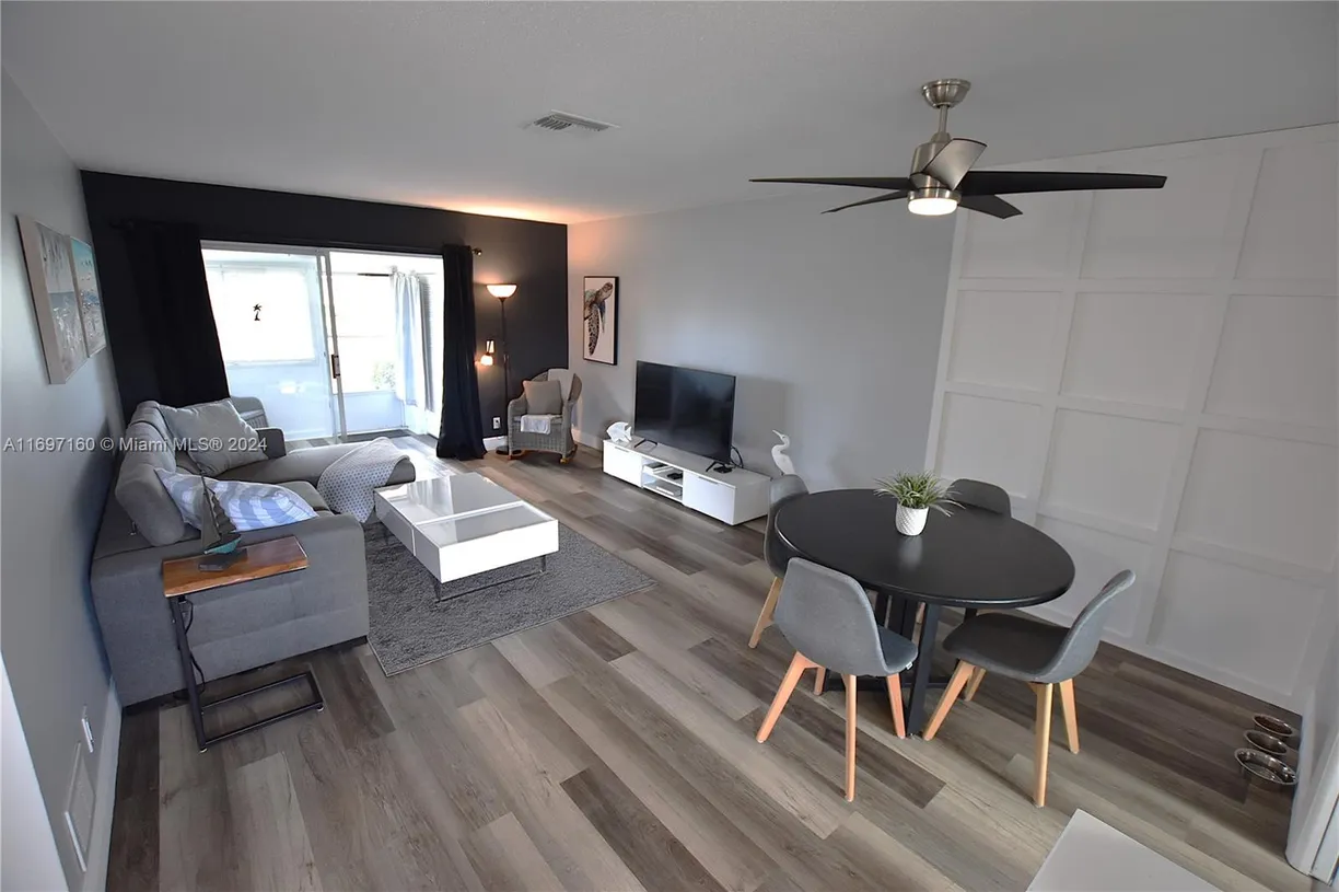 South Florida Real Estate | View 2971 W Crosley Drive, J | 1 Bed, 1 Bath