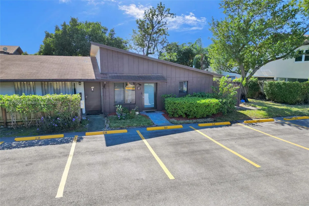 South Florida Real Estate | View 3201 NW 4th Ter, 57 | 2 Beds, 2 Baths