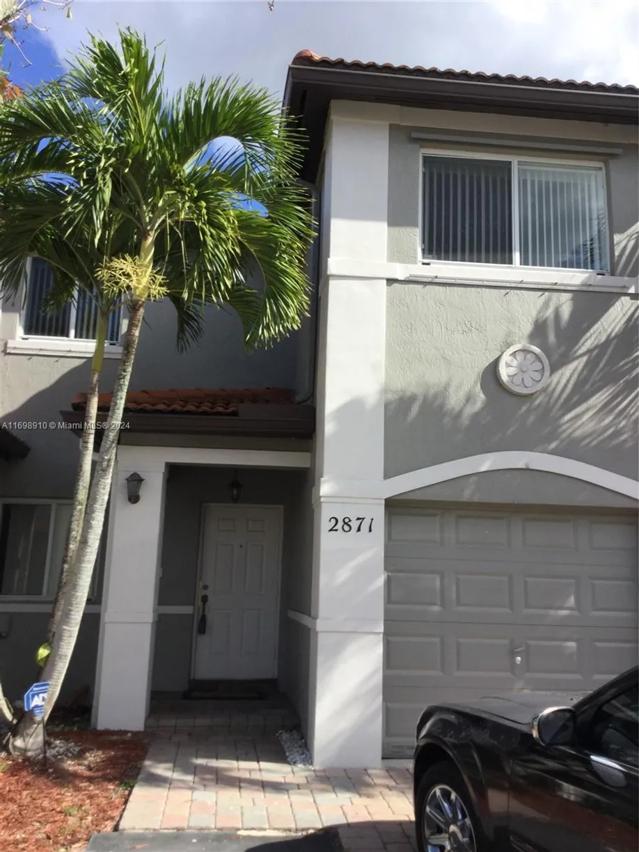 South Florida Real Estate | View 2871 SW 127th Ave | 3 Beds, 2 Baths