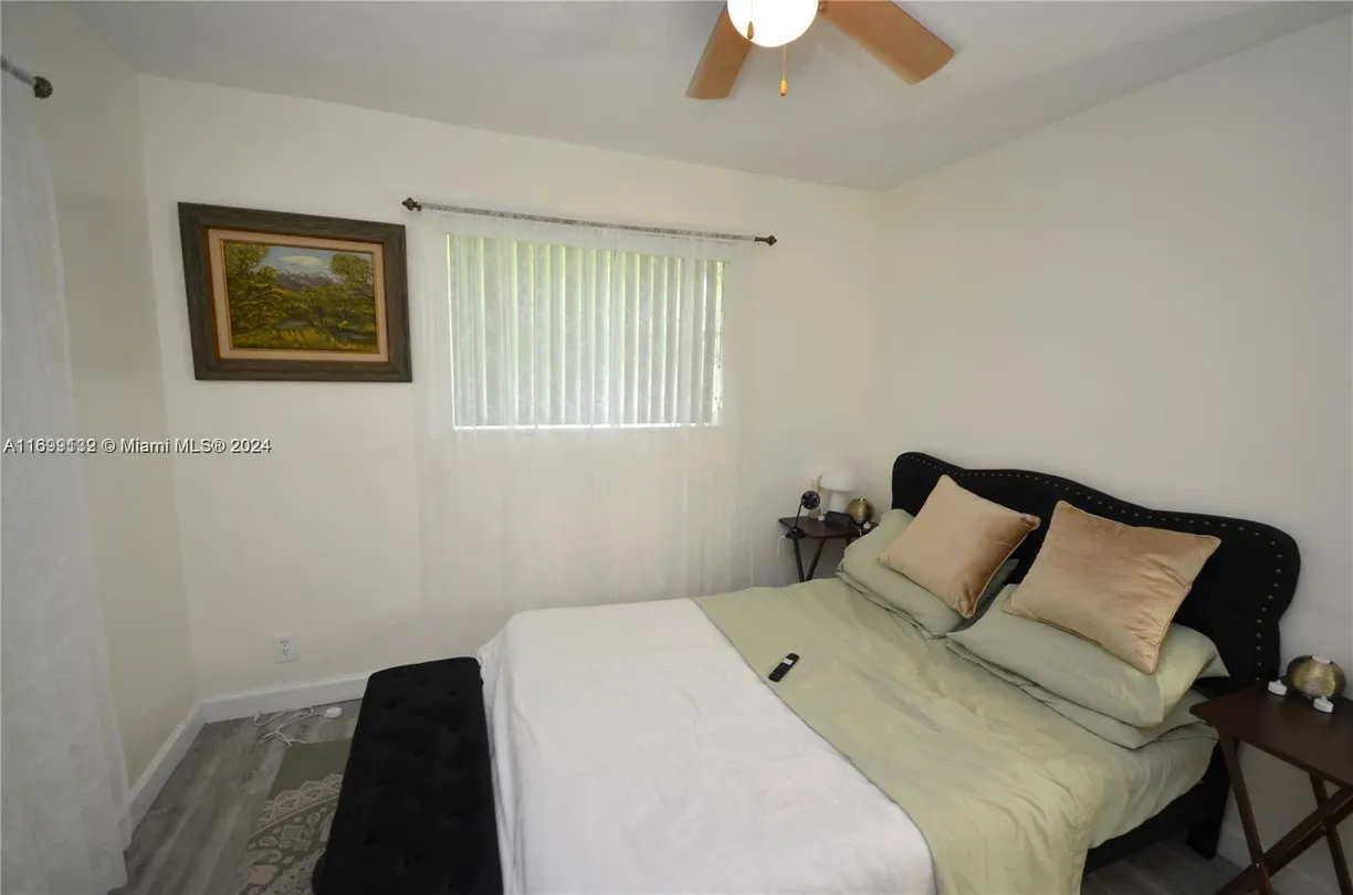 South Florida Real Estate | View 3162 Sheridan Ln, 161 | Listing