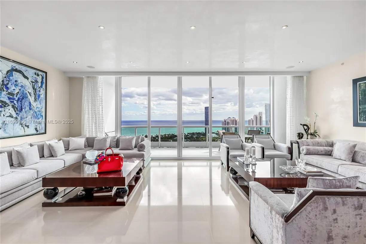 South Florida Real Estate | View 20155 NE 38th Ct, 2903 | 3 Beds, 4 Baths