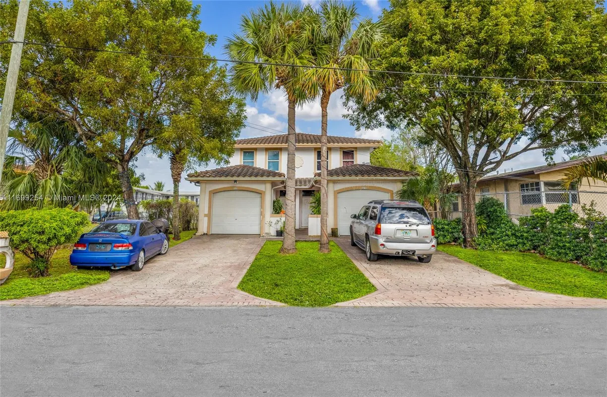 South Florida Real Estate | View 325 NW 6th Ct
