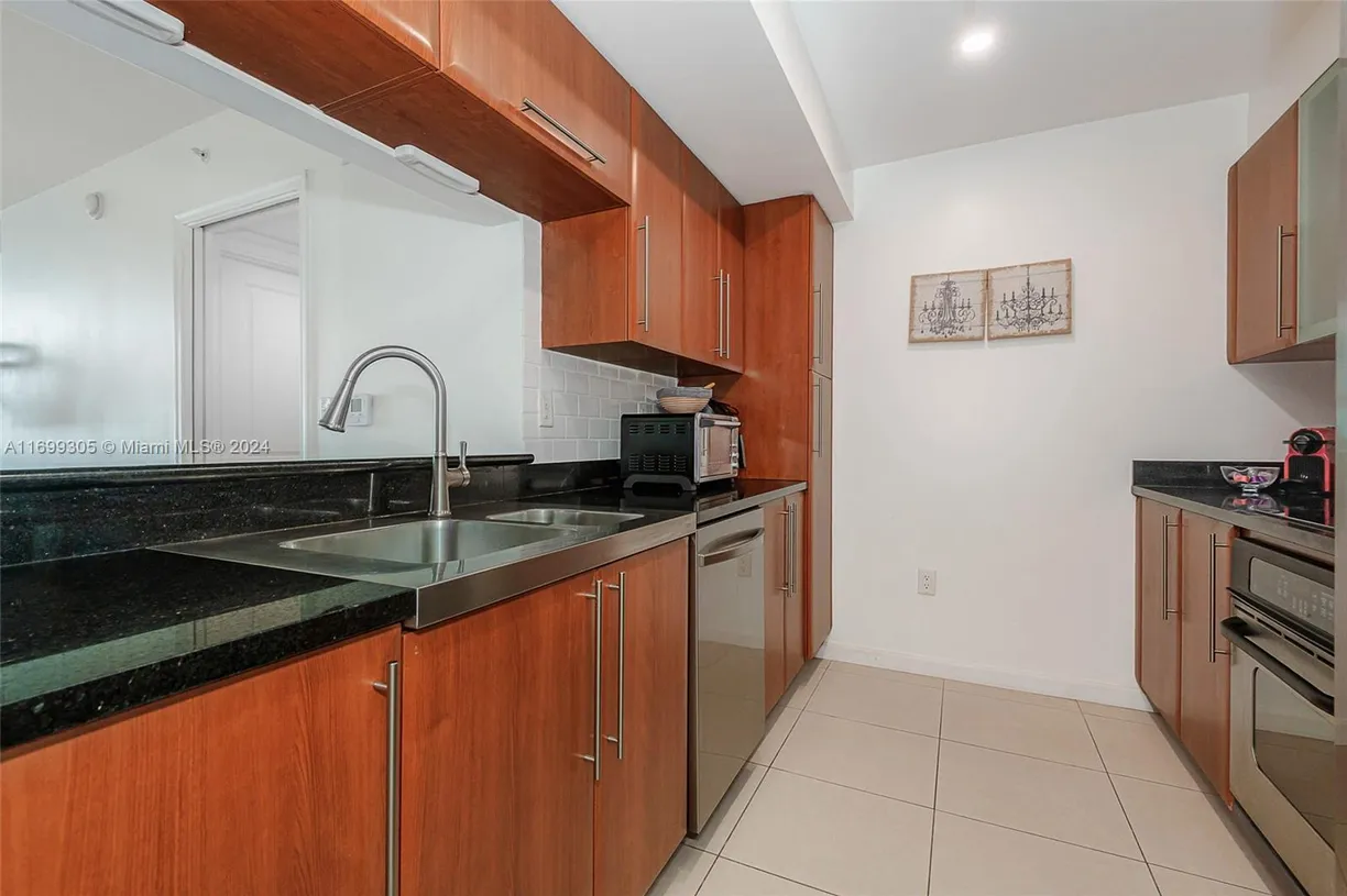 South Florida Real Estate | View 600 W Las Olas Blvd, 509S | Listing